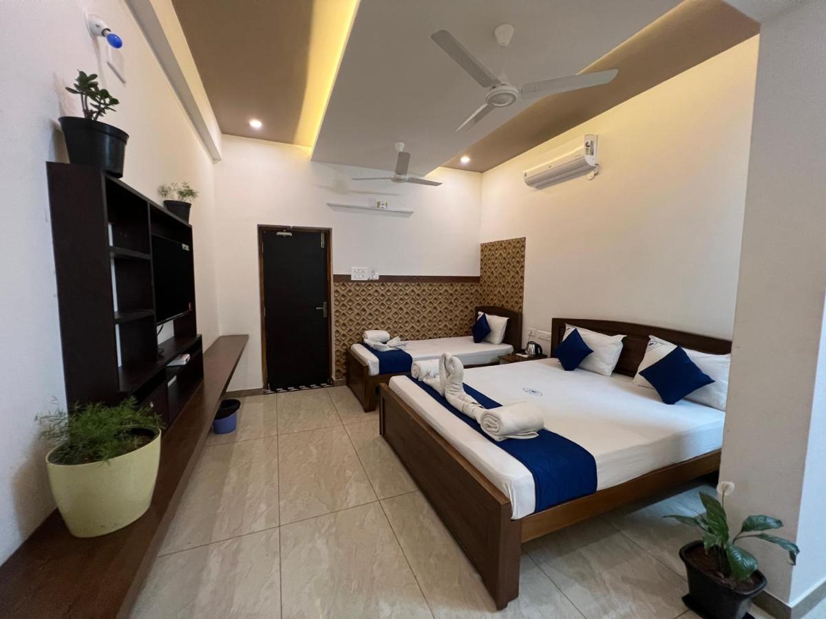 Raja Residency Hotel Alāndurai Kültér fotó