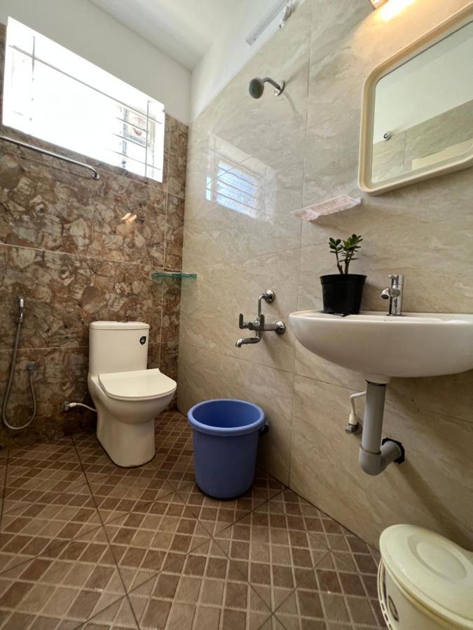 Raja Residency Hotel Alāndurai Kültér fotó