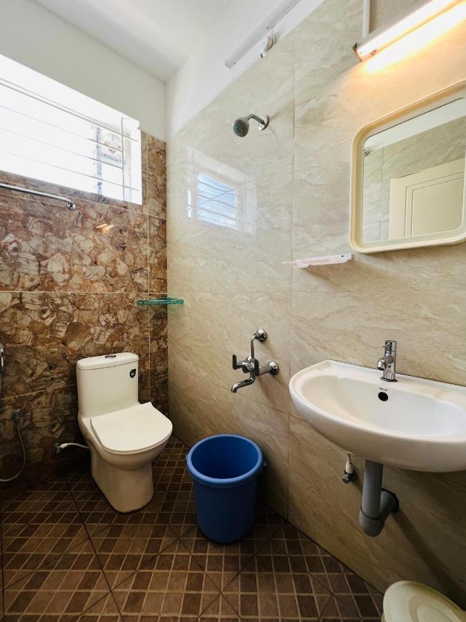 Raja Residency Hotel Alāndurai Kültér fotó