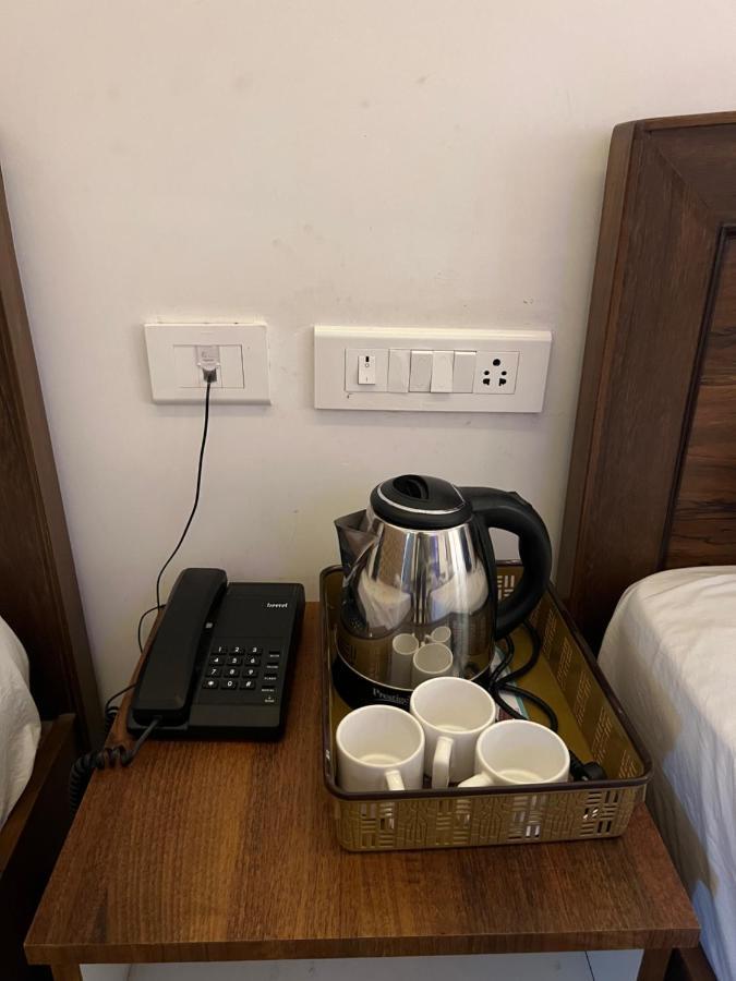 Raja Residency Hotel Alāndurai Kültér fotó
