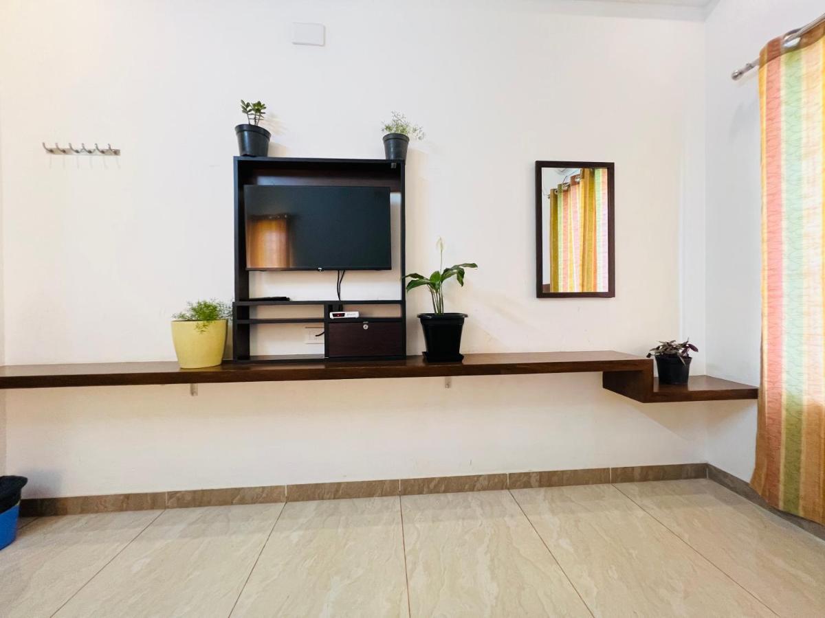 Raja Residency Hotel Alāndurai Kültér fotó