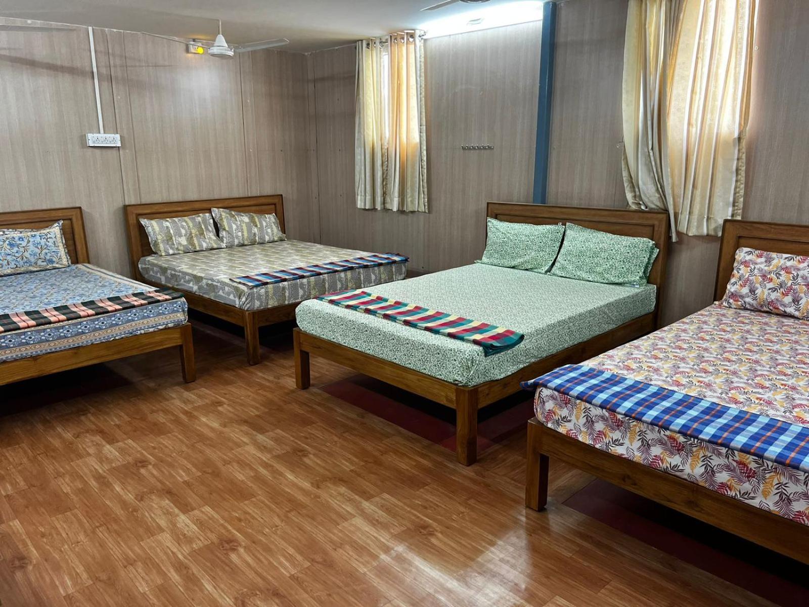Raja Residency Hotel Alāndurai Kültér fotó